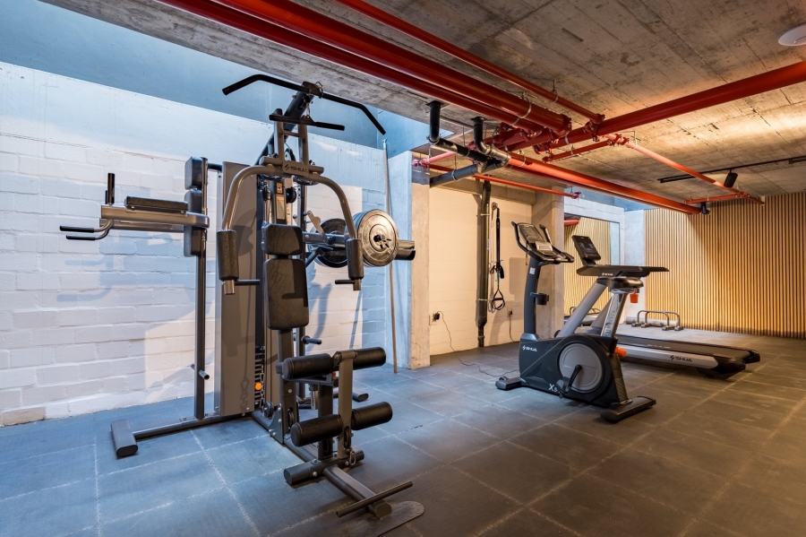 1 Bedroom Property for Sale in Sea Point Western Cape